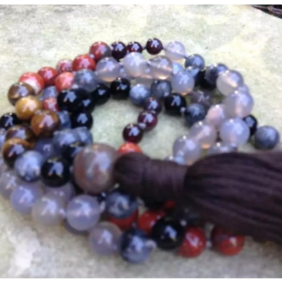 NEW MOON Meditation Gemstone Mala necklace - Picture 3 of 4